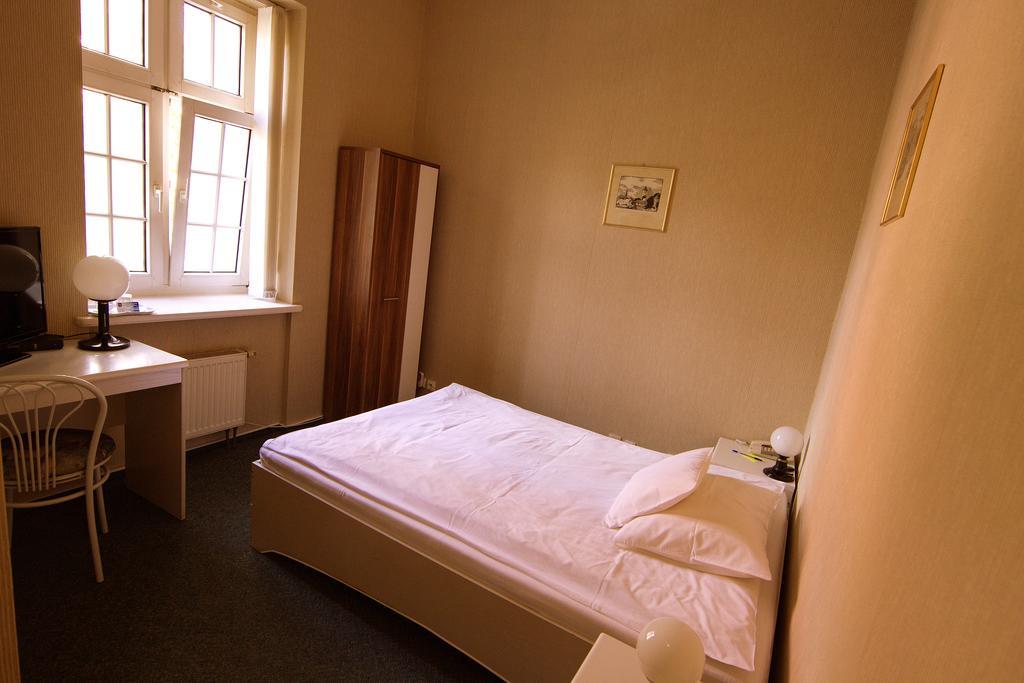 Centrum25 Allenstein Zimmer foto
